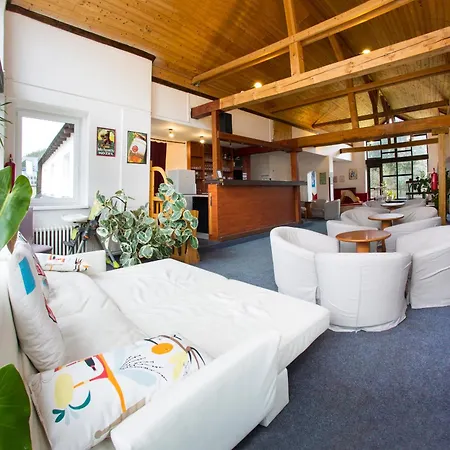 Hotel Harrachov Inn فندق هاراشوف