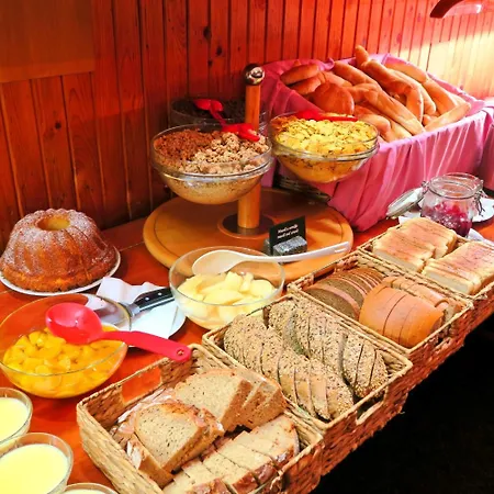 Hotel Harrachov Inn ハルラホフ