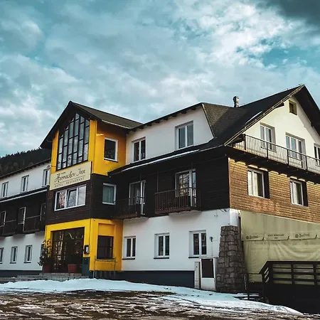 Hotel Harrachov Inn ハルラホフ