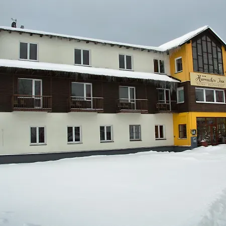 ホテル Hotel Harrachov Inn